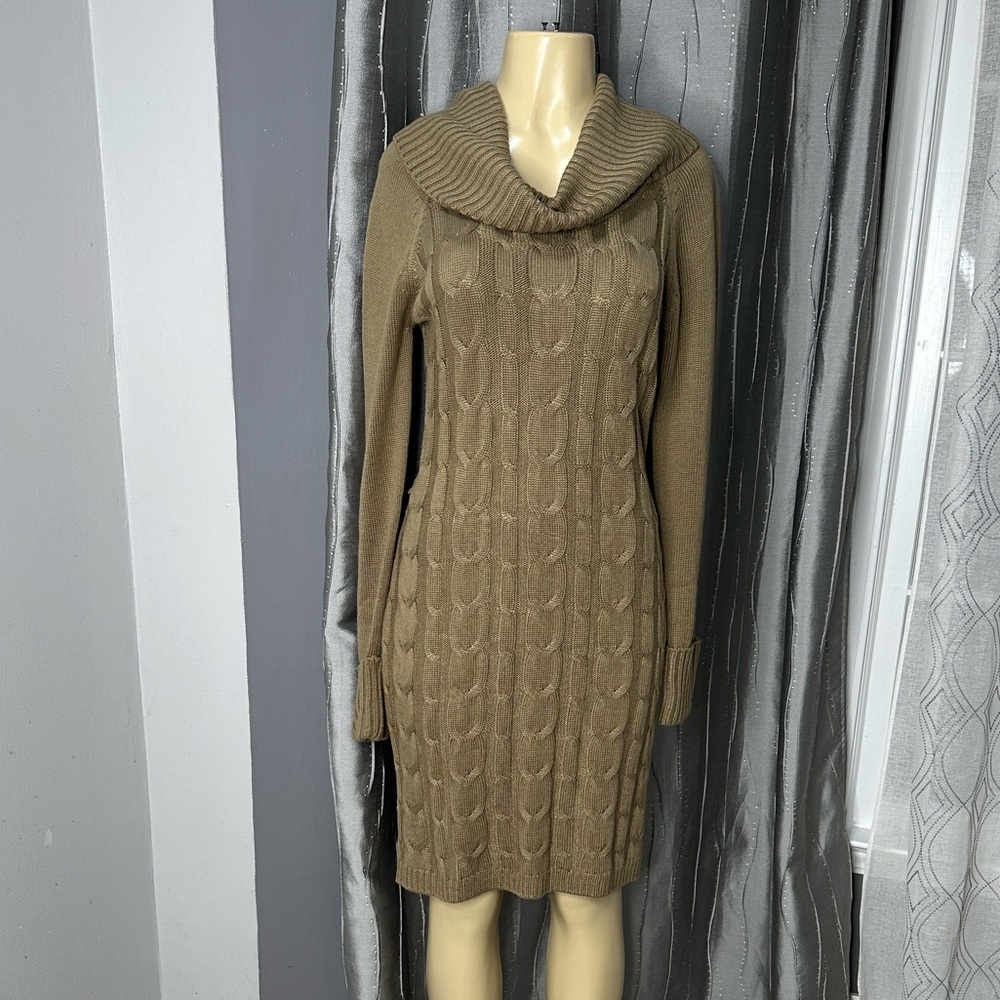 Calvin Klein Women’s Cable Knit Turtle Neck SweaterDress Sz 8/M long sleeve